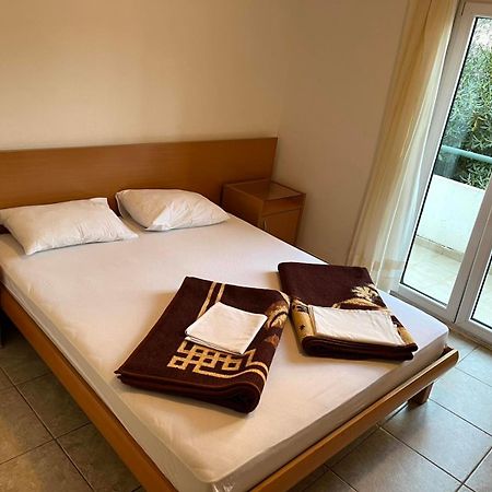 Petrovac Apartments And Room Mv מראה חיצוני תמונה