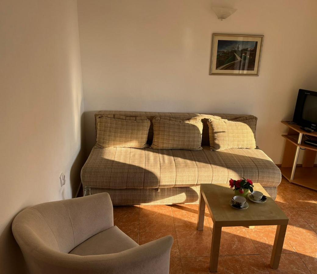 Petrovac Apartments And Room Mv מראה חיצוני תמונה