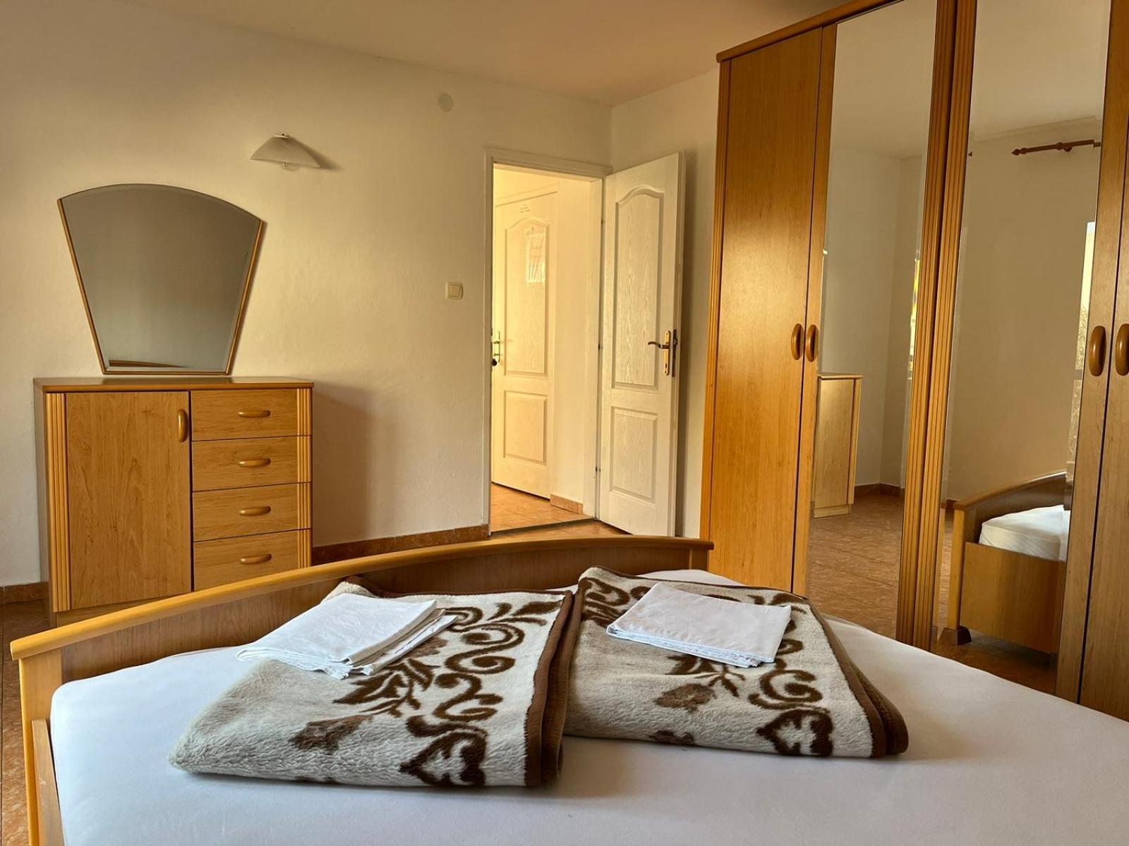 Petrovac Apartments And Room Mv מראה חיצוני תמונה